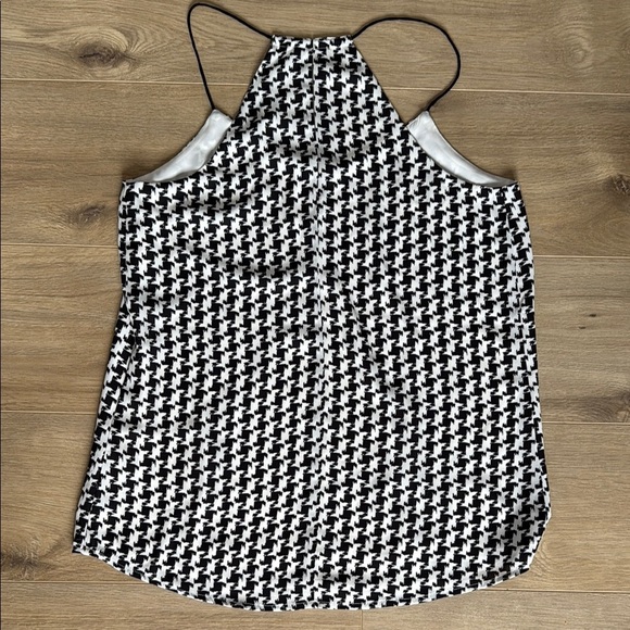 Express Houndstooth Cami Top - Picture 5 of 5